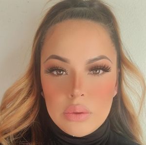 Meet your Posher, Savanna